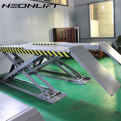 Elevador de tijera ultrafino para alineación de ruedas